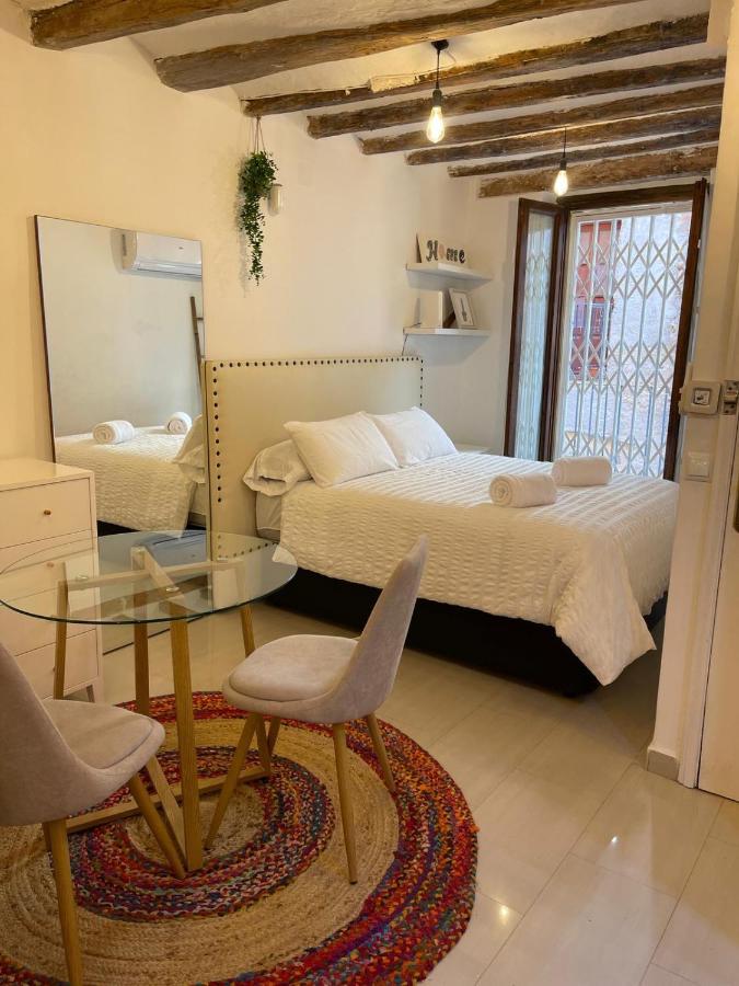 La Curiosa Del Casc Antic Lejlighed Tarragona Eksteriør billede