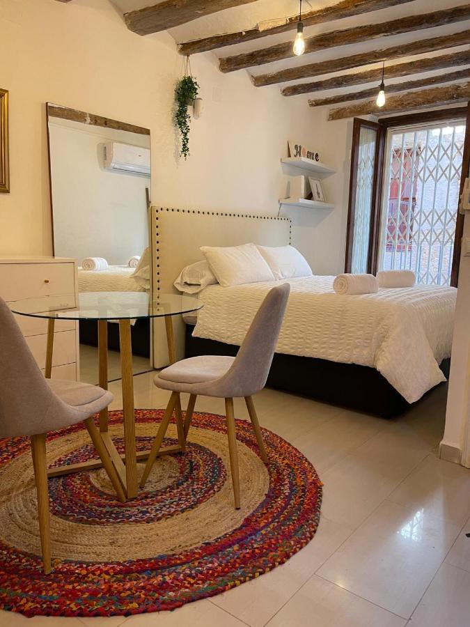 La Curiosa Del Casc Antic Lejlighed Tarragona Eksteriør billede